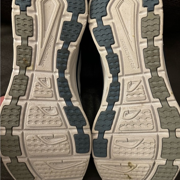 Men’s Skechers D’Lux Walker - size 13 - Picture 2 of 7